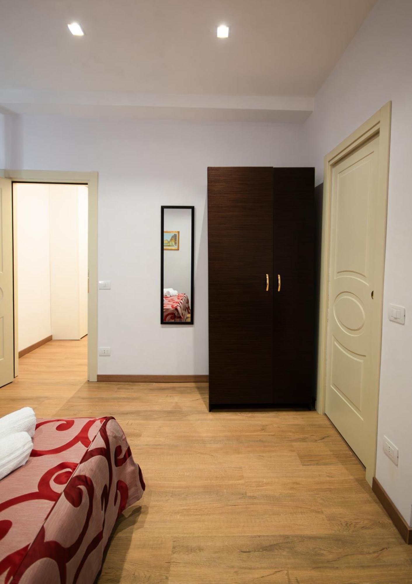 Mbs Marconi Bridge Suites Guest House Roma Esterno foto